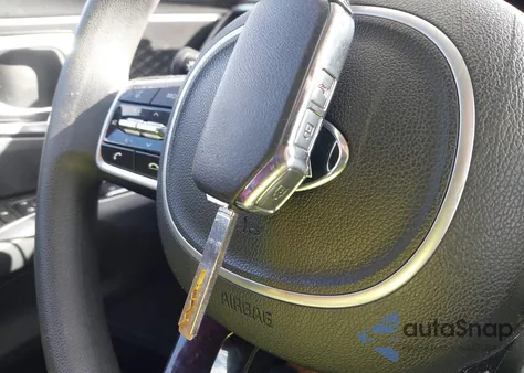 2021 Kia Sorento Lx z USA, uszkodzony, nr VIN 5XYRG4LC9MG032459